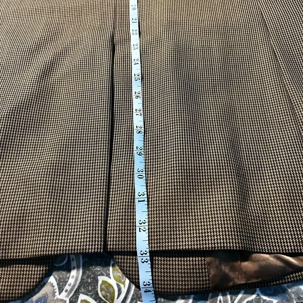 Jos. A. Bank Men's Tan Gordon 100% wool blazer 42L houndstooth brown